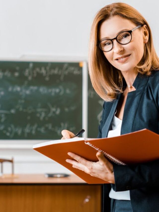 25 Great Jobs For Retired Teachers That Suit Your Skills Story