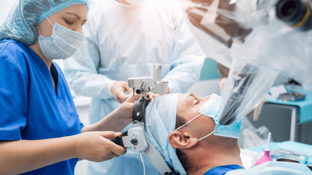 Brain surgeon operating - MSN