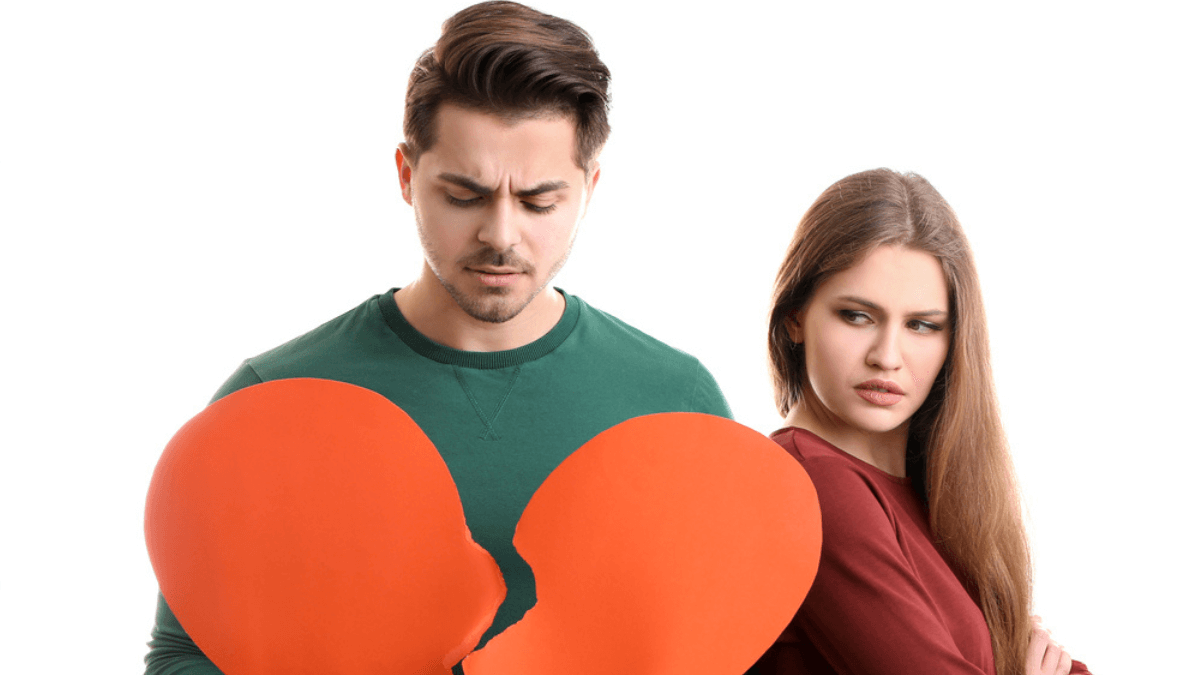 Heartbroken man and cocky woman - MSN