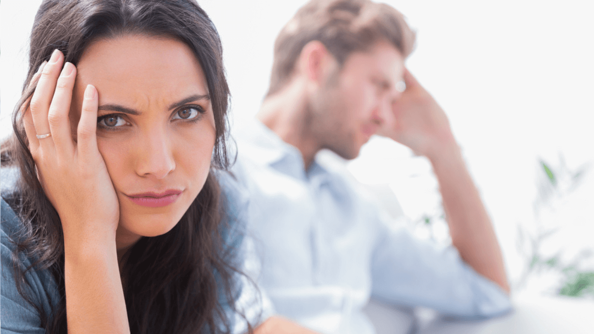 Upset woman holding her head - MSN