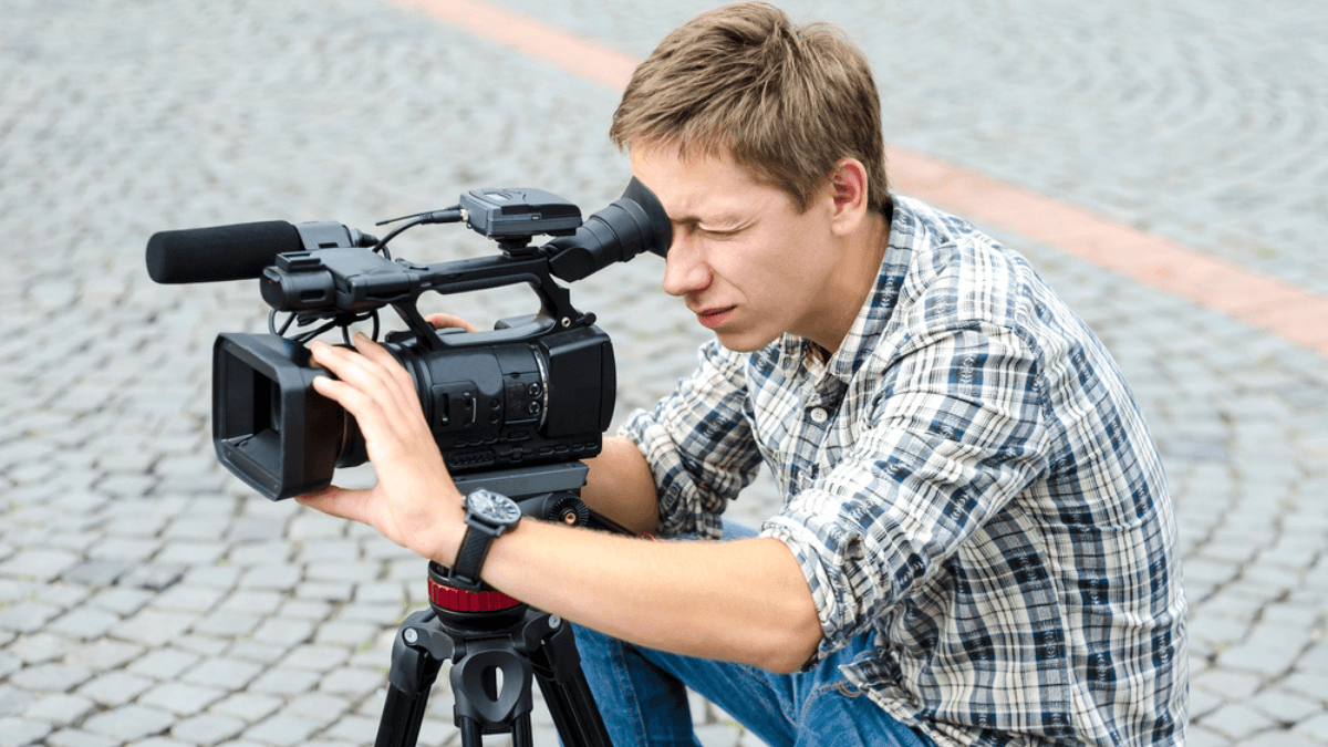 Video camera operator MSN