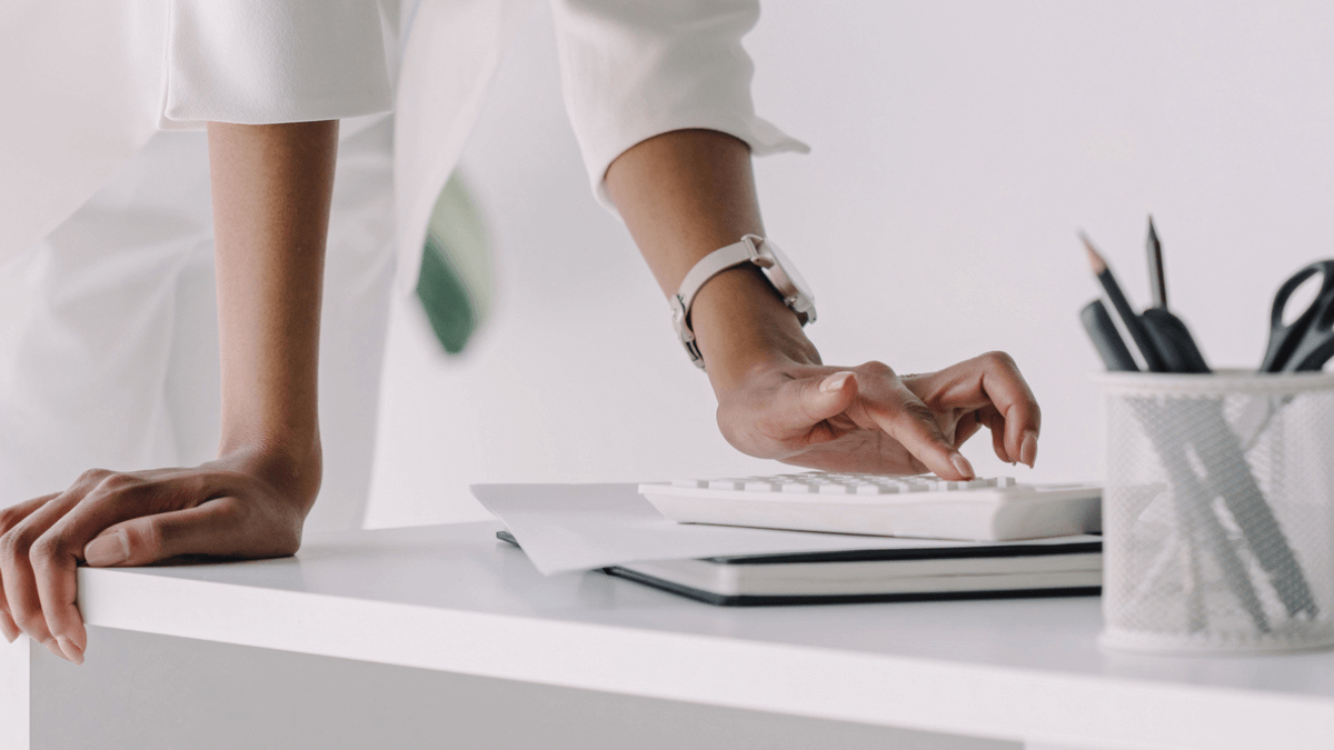 $28 an Hour is How Much a Year? - Know Your Yearly Income