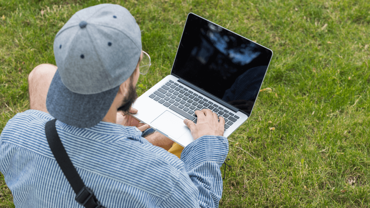 35 Trending Hobbies That Make Money - Best Ways to Make $1,000+