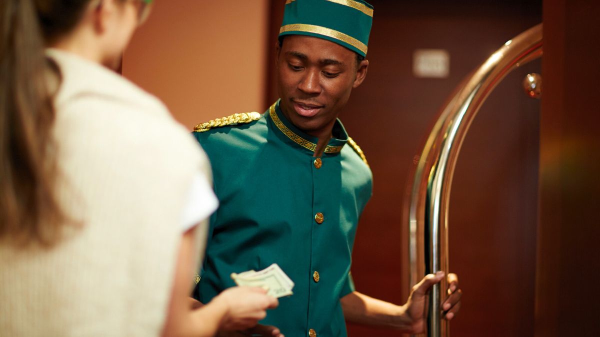 Tipping the Staff
