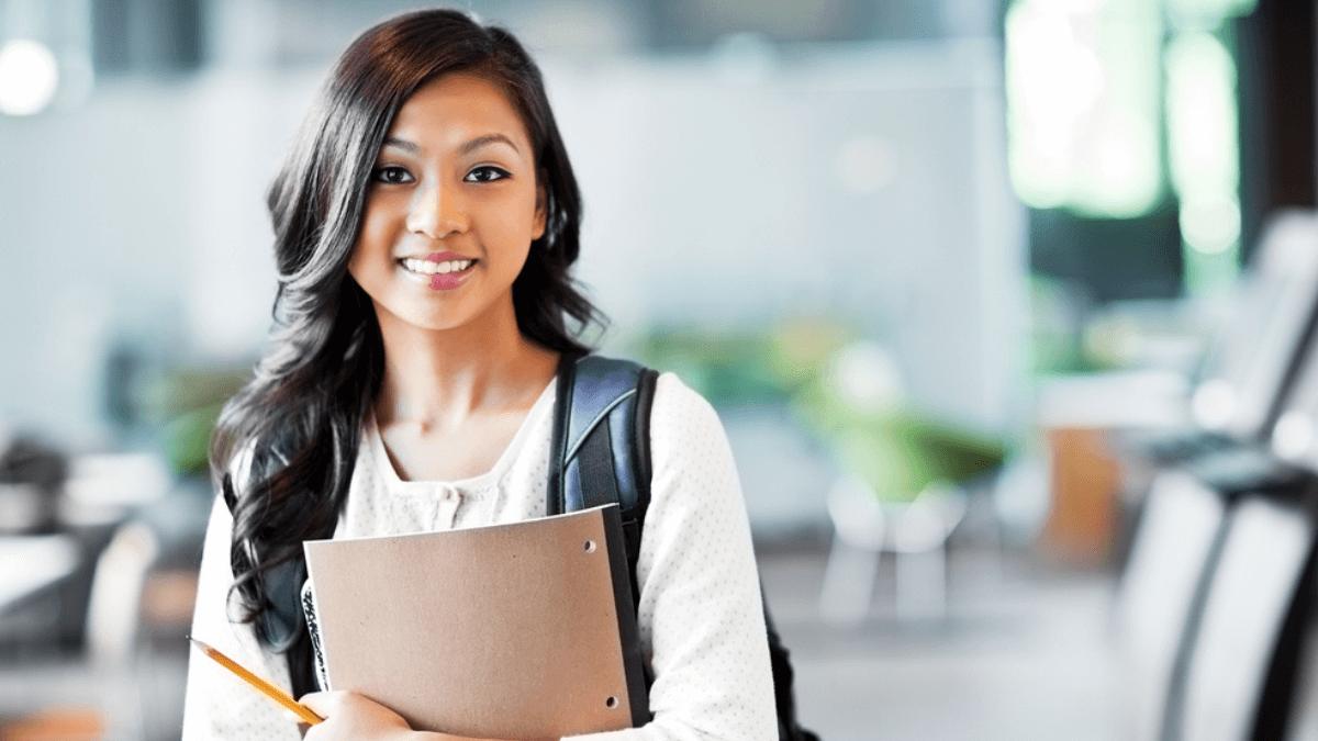 College girl with backpack MSN