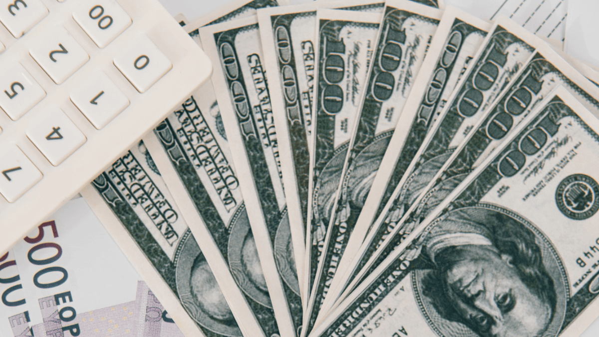 How Much Is 4 Figures? Best Tips For 4-Figure Income Earners