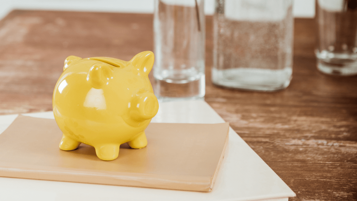 25+ Incredible Easy Money-Saving Tips For 2024