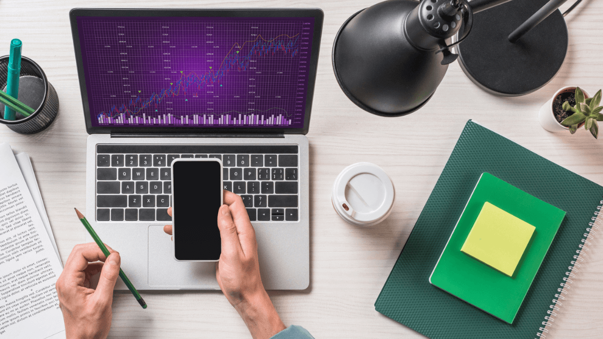 FTBFX Vs. FXNAX A Detailed Comparative Analysis