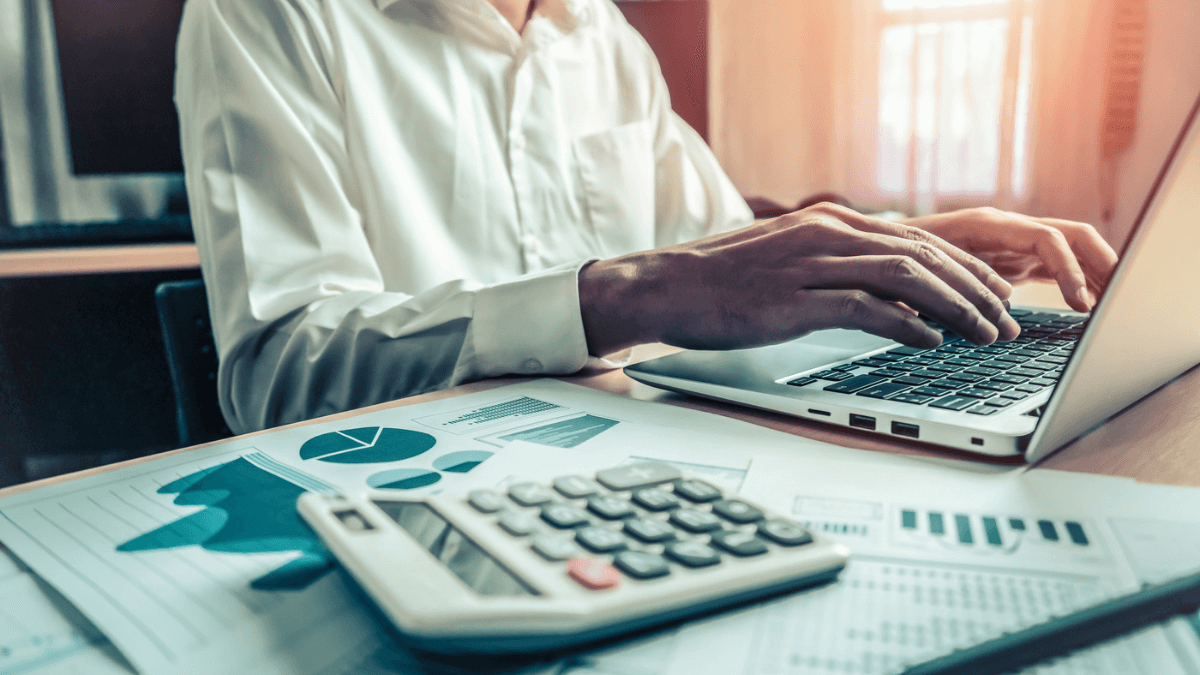 M1 Finance Review Is It Worth It?
