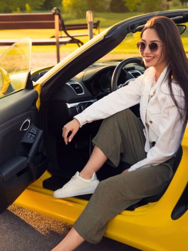 Rich Woman With Convertible MSN