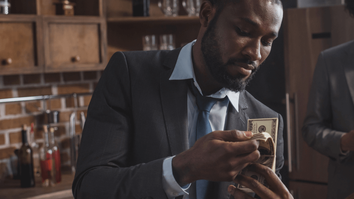 $45,000 a year is how much an hour? 6 Best Tips to Manage Your Finances