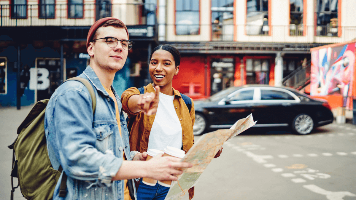 Couple-Looking-Around-in-City-MSN