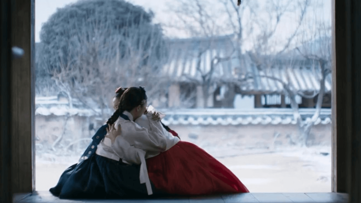 Ahn Eun-jin and Lee Da-in in My Dearest MSN