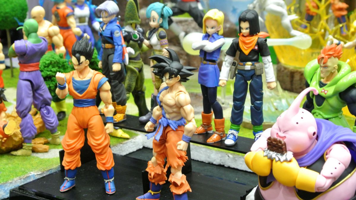 Dragon Ball Z figures displayed at a store MSN