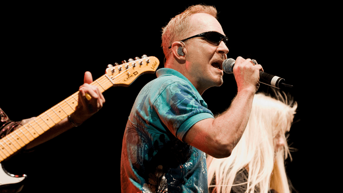Fred Schneider at a Concert MSN
